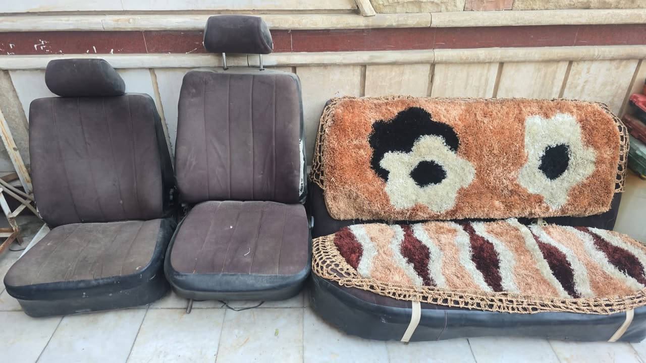 السلام عليكم ورحمة الله
كشنات مارسدس جامبو نظيفات  للبيع قيم 

مكاني بغداد الكراده ***********
