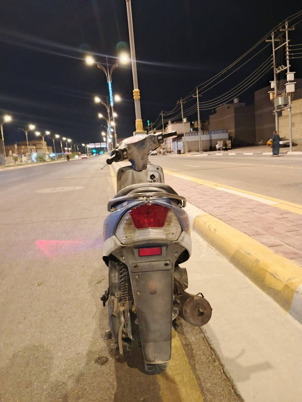 سلام عليكم دراجه ماكس منغولي بلاديه مختمه داخل املح شلعه فول طالعه بشهر 3 وصل معرض درجه ماتعبانه بعدهي جديده مكاني كربله شارع الدره لسعر 700 وبيها مجال ***********
