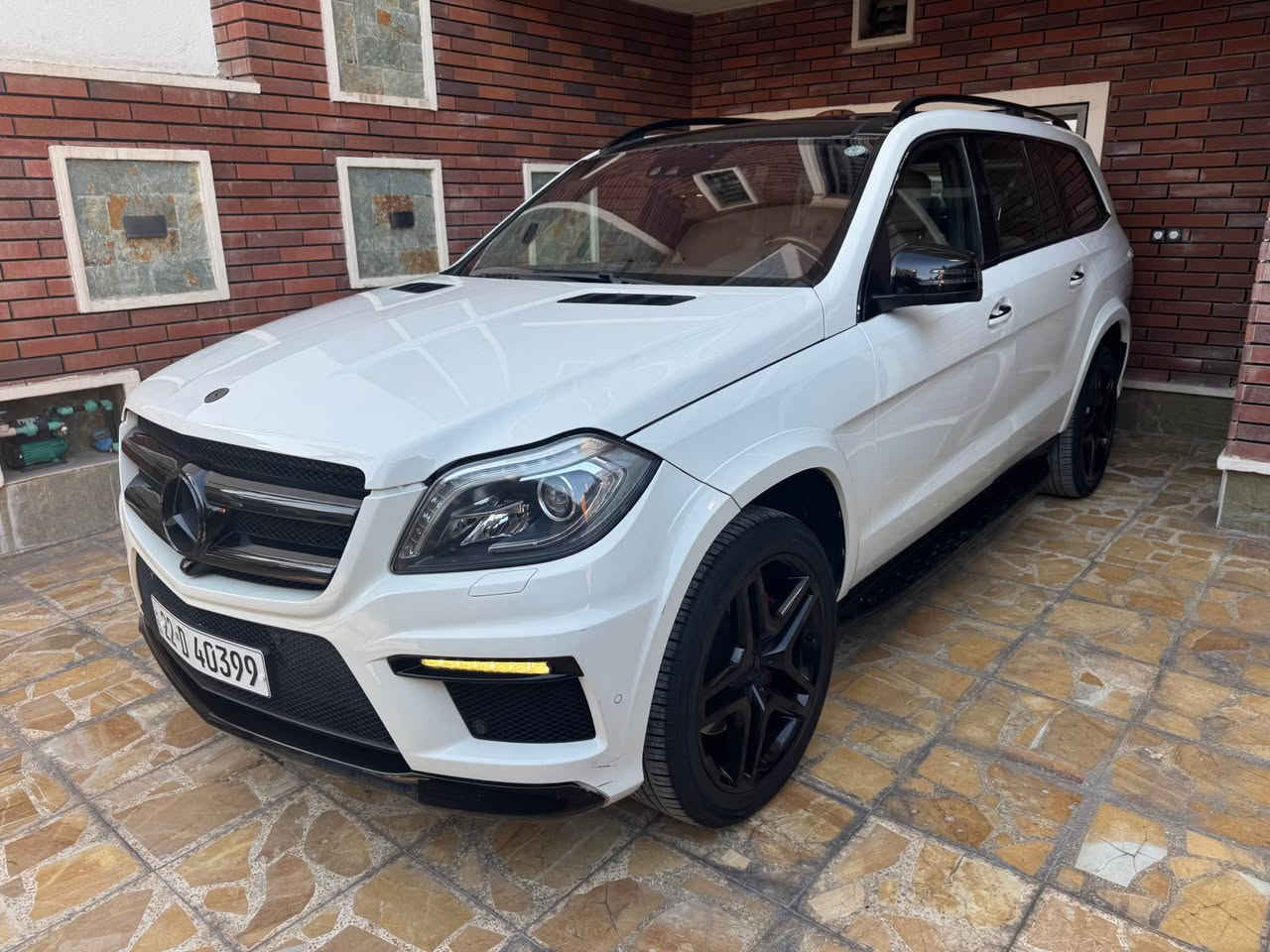 مرسيدس GL 500 موديل 2013

وكالة خليجية – فول مواصفات

محرك 8 سلندر

المسافة: 152,000 كم

الحالة: مكفولة من الضرر والصبغ

الفئة: فول للأخير

كت AMG بلادي

تعليق هوائي AIRMATIC

سقف بانوراما

جلد فاخر

مقاعد كهرباء مع تبريد وتسخين وذاكرة

شاشة كبيرة وملاحة

كاميرات 360

حساسات أمامية وخلفية

دخول ذكي وبصمة تشغيل

جميع الأنظمة شغالة

الإربكات سليمة

فحص + هزة + سنوية جديدة

تحمل لوحات أربيل

مسجلة باسمي وجاهزة للنقل

السعر: 245. ورقة

الهاتف: *********** بغداد, العراق
