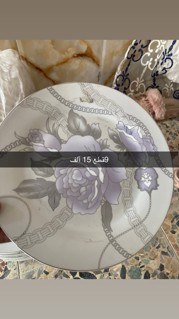 السلام عليكم كلمن وسعره مذكور وإلا شلعه بيهن مجال يوجد توصيل ***********
