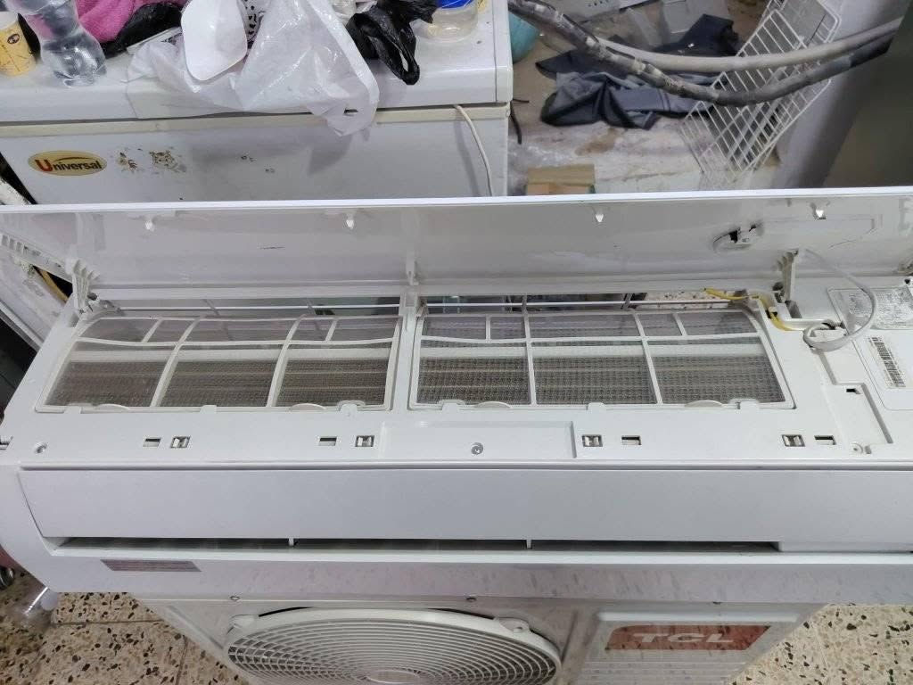 سبلت اخو جديد للبيع النوع تي سي ال حجم طنين فول نظاافة وشررط شغال كلو اسبوع ضمان بعد الشد...بارد ثلج وتدفئة فول..
ألسعر راسلوني خاص او اكون اسفل ألمنشور مكتوب مراسلة او راسلوني واتس..*********** محضووووورة من الماسنجر ماكدر اجاوبكم راسلوني واتس فقط موصل, نينوى

