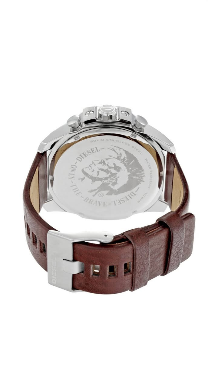 ساعه ديزل اصلي وكاله
مكينه ياباني 
جديد غير مستخدم مع كامل الملحقات
سير جلد طبيعي اصلي 
نضام كرونو غراف 
زجاج زفير مقاوم للخدش مقاومه للماء 100م
جميع السناتر شغاله 
((مزاد من 60 الف))


**إذا كنت صاحب هذا الإعلان وتريد حذفه لأي سبب، رجاءا أرسل رسالة إلى الدعم الفني**