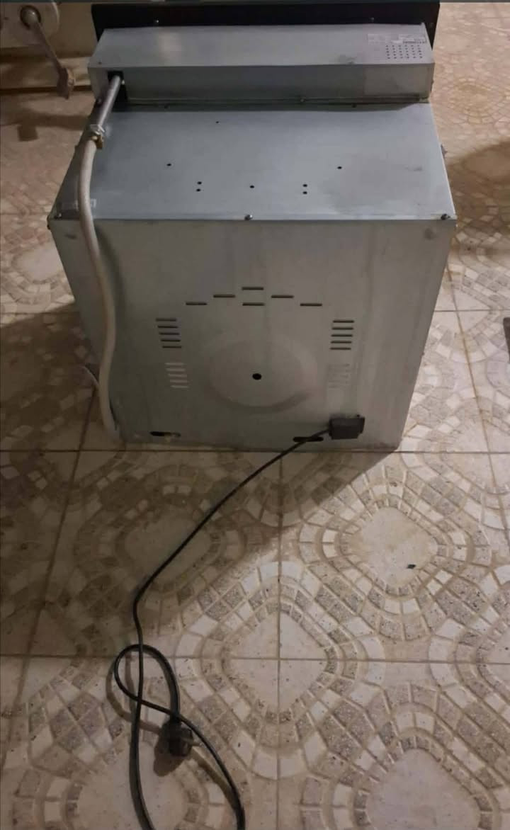 الفرن سعره 70 والطباخ 25 وميز بلازمه سعره 50 وبي مجال المكان تكريت القادسية


**إذا كنت صاحب هذا الإعلان وتريد حذفه لأي سبب، رجاءا أرسل رسالة إلى الدعم الفني**