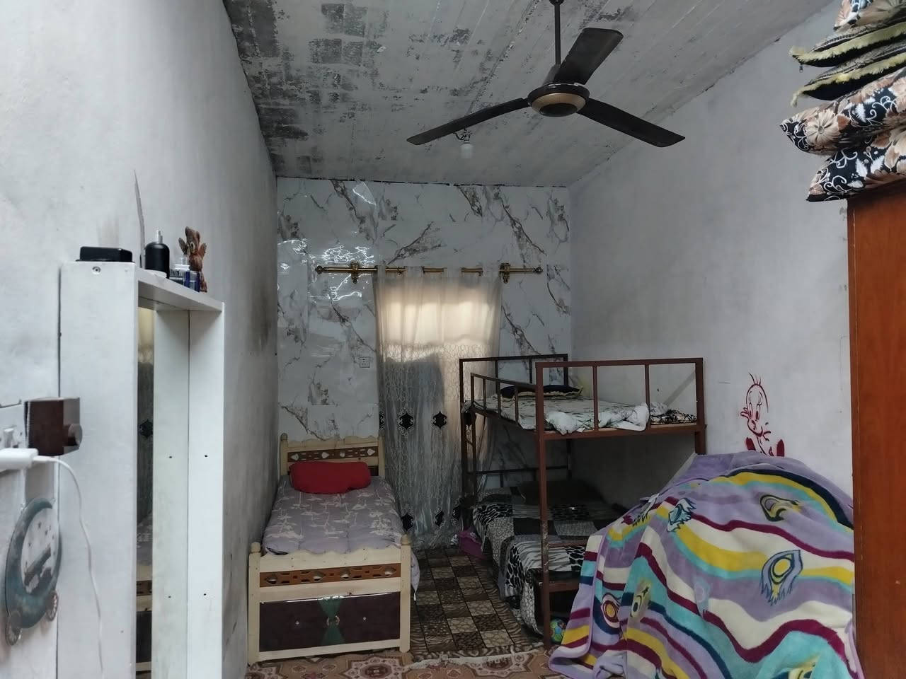 السلام عليكم عندي بيت سبع قصور البناء 130م مساحة البيت كله 200م


**إذا كنت صاحب هذا الإعلان وتريد حذفه لأي سبب، رجاءا أرسل رسالة إلى الدعم الفني**