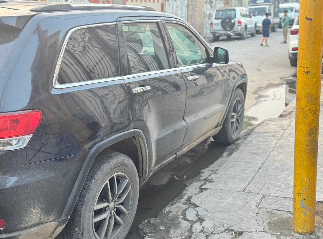 جيب شيروكي لمتد 2018 وارد امريكي السعر 150 ورقه المكان بغداد بأسمي
***********
