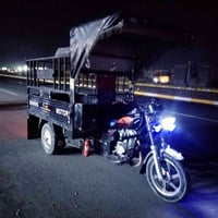 محجل • توك توك