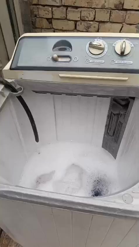 غسالة Lg حجم كبير شغالة تشتغل غسيل الملابس والنشاف نظيفة سعرها 85 ألف مكاني بغداد بالامين الثانية واكو توصيل وعالفحص


**إذا كنت صاحب هذا الإعلان وتريد حذفه لأي سبب، رجاءا أرسل رسالة إلى الدعم الفني**