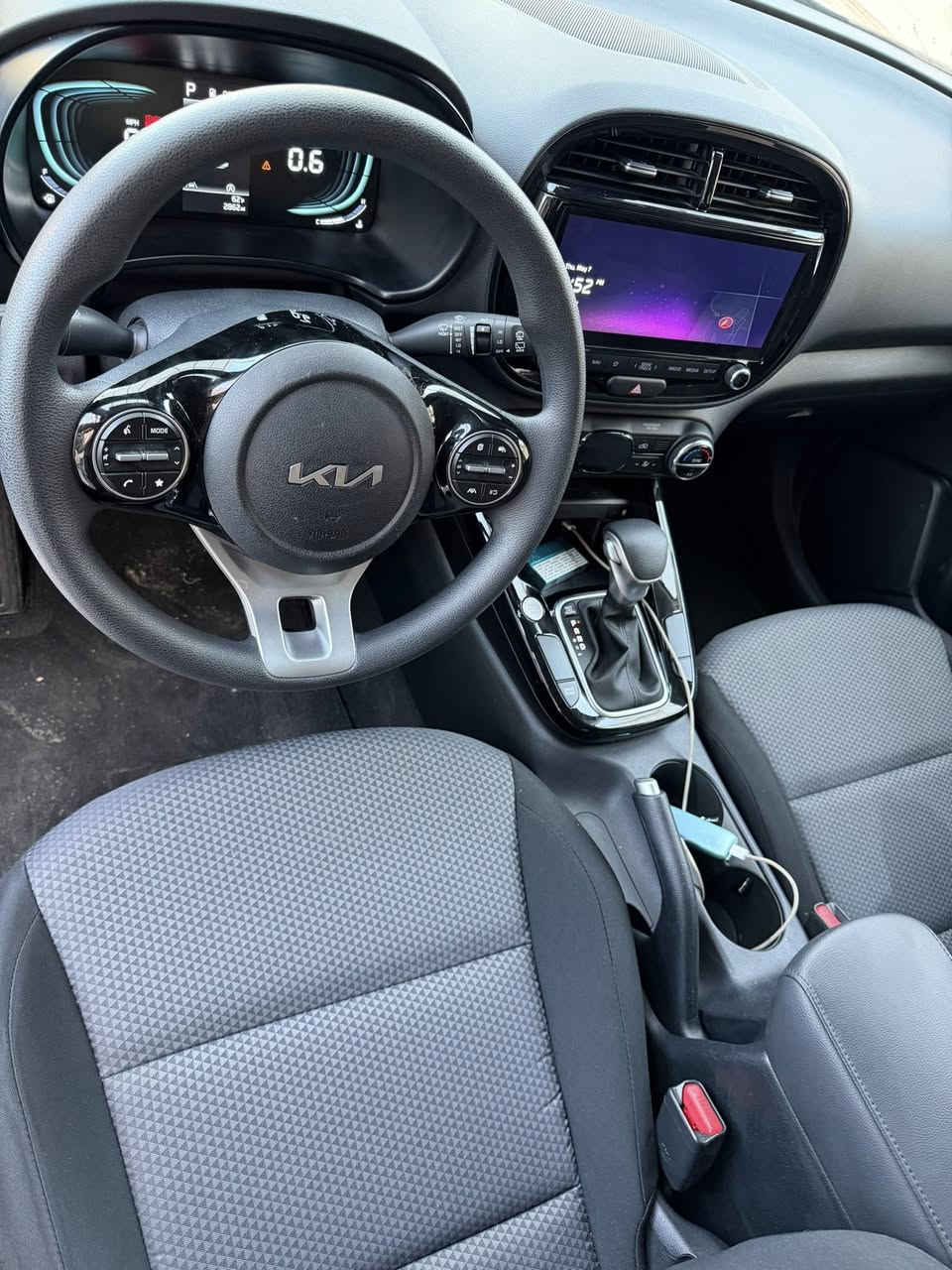 السلام عليكم
كيا صول 2025 زيرو ماشيه الفين فقط 

دخول جديد بدون رقم 

فول مواصفات تو كلر 

بصمه 

رادار امامي 

رادار جانبي + خلفي 

قماره بلاك 

مري بلاك + مانع تجاوز 

قياده داتيه 

تحديد مسار 

تشغيل عن بعد 

تحكم ستيرن كامل 

شاشه كبيره 

كامره دوار 

شحن لاسلكي 

لد خلفي 

السياره بدون صبغ تبديل جاملغ وبنيد بلادي نفس الون 

حتى الدعاميه مكفوله من الصبغ 

بسعر مناسب جدأ 149 فقط 

مكاني بغداد / حي الخضراء 

***********
