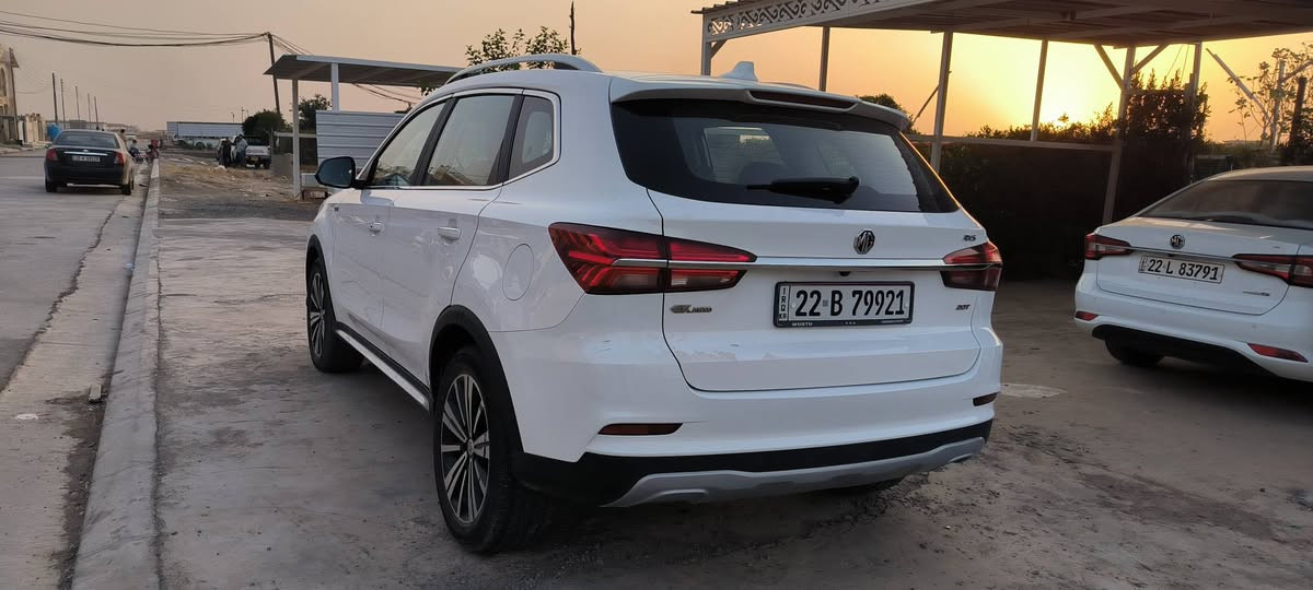 mg rx5 1.5 turbo 2022 luxury بێ بۆیاغ و بێ ساردە کوت 46000 ڕۆشتووە مواسەفات پانۆڕاما ، بەسمە  ،   بریک بەسمە ، ئۆتۆ هۆڵد ، دوو سویچ ، ئاوێنە ئیشاڕەت ، ئاوینە کارەبا ، کوشن جڵد ، کوشن کارەبا ، ناو کرێمی ، لاید لید ، حەساس ، تەبریت مەرکەزی ، تەنها یەک شوختی هەیە پیدی ئاڕە بی بۆیاغ هیچ پیوە دیار نیە 145$ مەحامەلە. ژمارەتەلەفۆن. *********** أربيل, العراق
