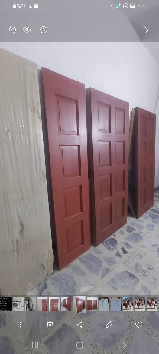 السلام عليكم
عندي باب جديد ما مستخدم مال مؤسسه اصلي طلاقه وربع مكاني بغداد ***********
