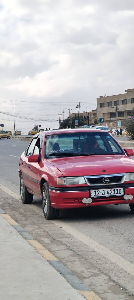 سلام عليكم أوبل فكترا موديل 93 حجم 20 سياره بلا ضرر بلا صبغ بس البوند امطوز ما مصلح لا دواير ولا دوسات فتحه بالسقف ستيرن بور اربع دسكات وارمنيه كلها شغاله
محرك وكير شرط طخم جديد سنويه 2028 إني الشرعي شرط التحويل السعر 43 وبيها مجال بسيط ***********
