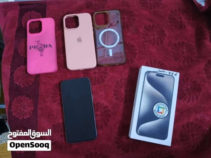 السلام عليكم متوفر للبيع ايفون 15 برو ماكس شرق اوسط دبل شريحة اللون تيتانيوم
مساحة 256 
حالته نظيف مستعمل سنه و 6 اشهر 
مابي اي خدوش بس كسر بسيط موضح بالصور والفيديو والخدوش على الشاشه من شاشه الحماية "اللزگة" 
كارتونته موجوده شاحن مموجود ومجموعة من الكڤرات
السعر مليون و ومية
المكان بغداد الدورة


**إذا كنت صاحب هذا الإعلان وتريد حذفه لأي سبب، رجاءا أرسل رسالة إلى الدعم الفني**