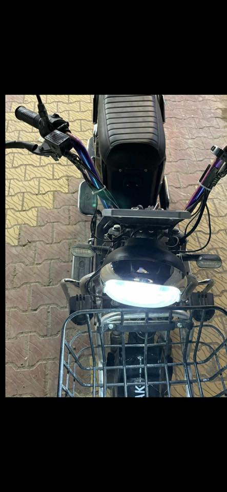 دراجة الاخوين 
بطاريات فوول علا الفحص 
***********
600 الف
