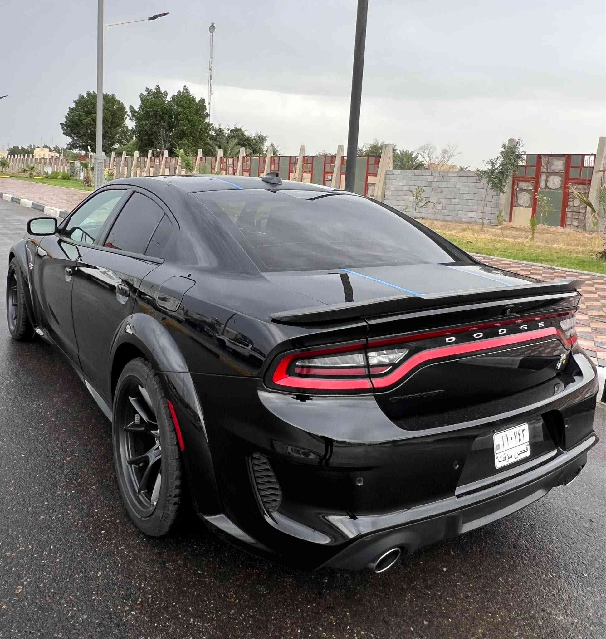 السلام عليكم  ‏مدير 2023

سكات باك وايد بدي موبر النسخة 90من اصل 230 قطعة حول العالم  اللون الاسود  

مرقم وكامل البصره  

محرك 6400 ماشية 16الف km السيارة فول مواصفات كشنات جلد وكنتارة كهربائية تدفئه وتبريد ستيرن تدفئه شفتات ستيرن ستيرن كهربائية خزن ممري نقطة عمياء رادار امامي سماعات هارمن 

دخول السيارة تقرير وبيه بارد قطعتين قمارة وجمالغ فقط والبقي السيارة مكفوله من كلشي 

رقم الشاصي.  2C3CDXGJOPH678458

السعر / 300$ ثلاث شدات 

العنوان /البصره ابو صخير سكن المطار

الرقم /*********** البصرة, العراق
