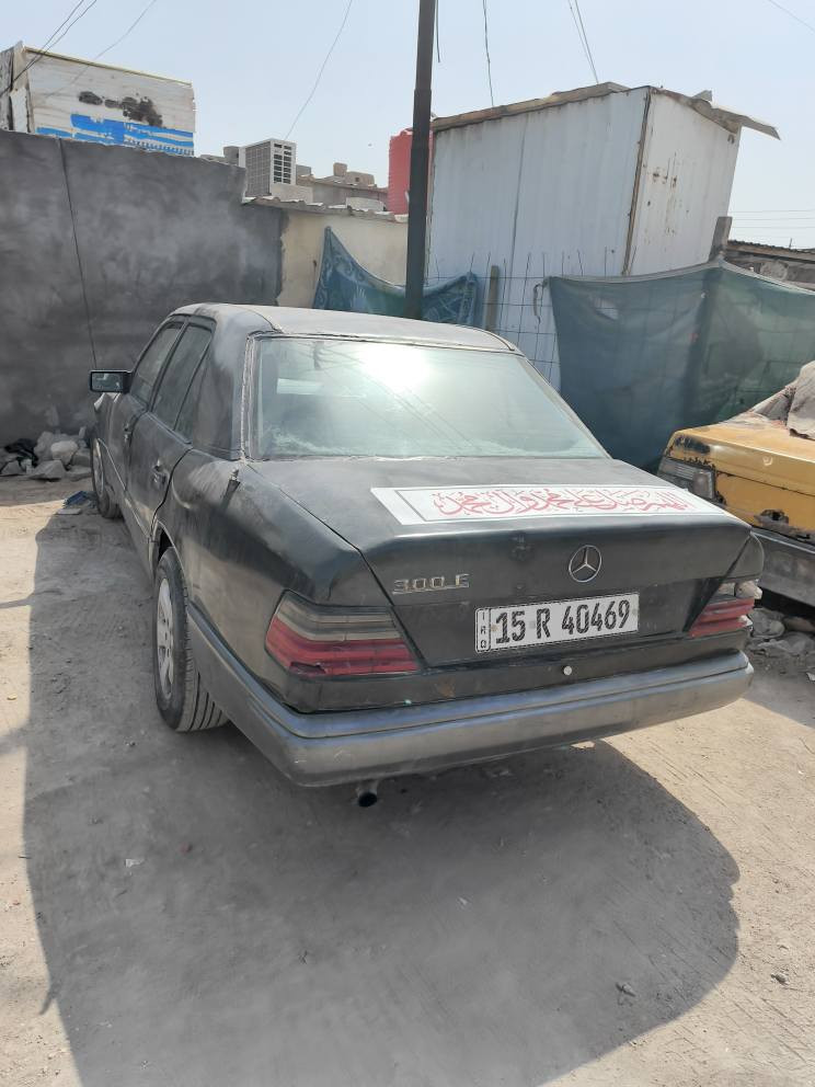 السلام عليكم مرسيدس محور 2.5 مكينه وكير كارتون
 تخم تاير سياره رادله ترتيب فقط مكاني بصره ٥ميل ***********غير متواجد فيس ٢٧ بيه مجال البصرة, العراق
