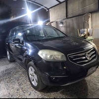 رينو كوليوس 2013 فور ويل محرك 2500 ماشيه 135الف كيلو سنويه بأسمي تحويل...