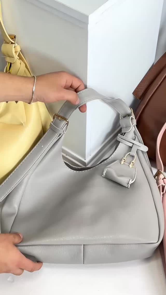 السعر 11,000
الأبعاد (23*25)


**إذا كنت صاحب هذا الإعلان وتريد حذفه لأي سبب، رجاءا أرسل رسالة إلى الدعم الفني**