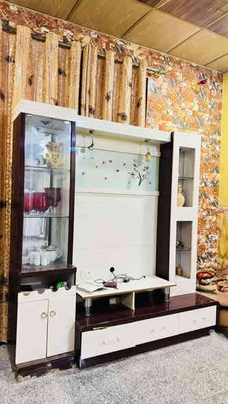 معرض تركي سعر ١٧٥مكان ديوانيه قظاء سنيه ***********
