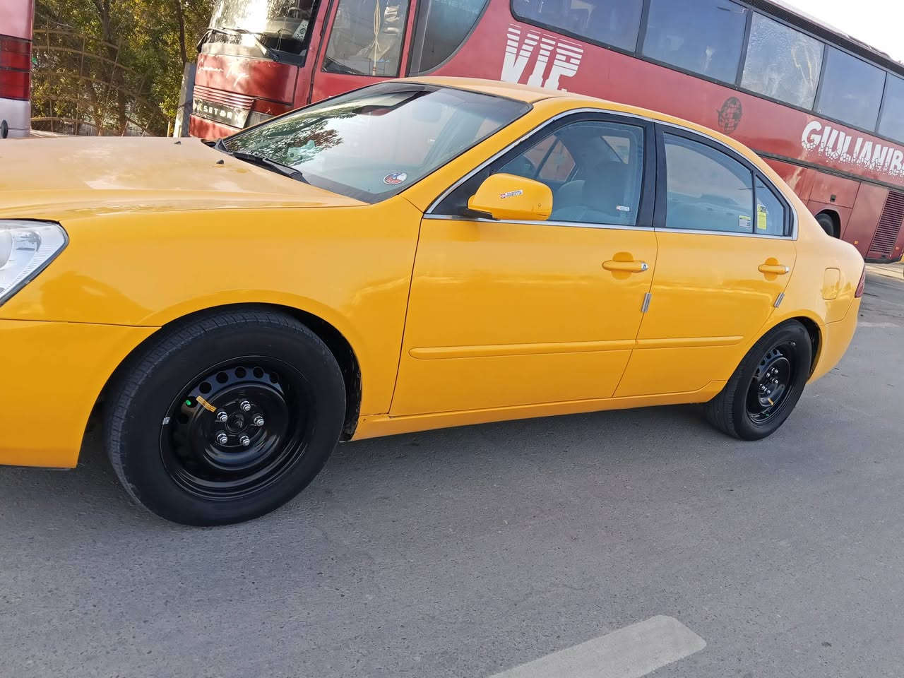 اوبتيما موديل 7 امريكي تبديل بنيد وجاملغ بيه بارد تصليح شاصي مكينه وكير جدد سته  رقم نكليزي هزه جديده راعيها شرعي موجود تبريد عطلان وبيه داريم تعبان تخم تاير باتري حداديه امامي وخلفي كهربيات راديتر ومروحه جدد سعرها 80 بيه مجال مكان سياره ناصريه اغير متواجد ع انترنيت رقمي واتصل ***********
