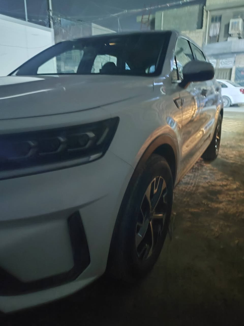 سلام عليكم سورنتو 2023 ، 7 راكب حادثه سرقه 4 قطع  نفس الون اصلي امبدل بجم خليجي سياره جديده كير محرك كهربائيات كله كفاله بدون اي ايرباك على على وضع شركه بسمي تحويل ثاني يوم سياره بغداد الدوره سعر 225. رقمي ***********
