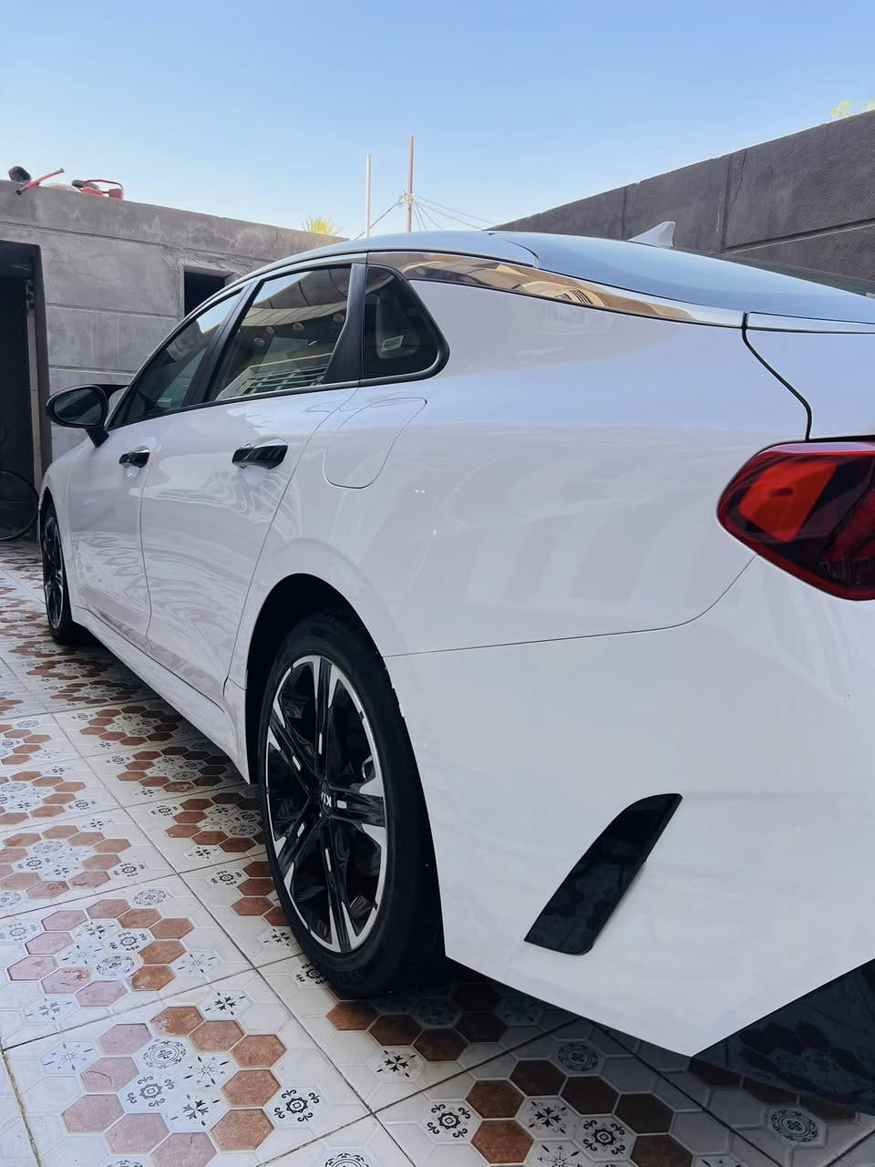 K5 2021 
بغداد بسمي تحويل مباشر 
الحادث بنيد فقط بدون دواخل وقطعتين كلير فقط شغل امريكا السياره ليبل واحد بدون فتح عدا البنيد
مكان السياره بابل المركز 
السعر ١٦٠ وبيها مجال 
للاستفسار  ***********

