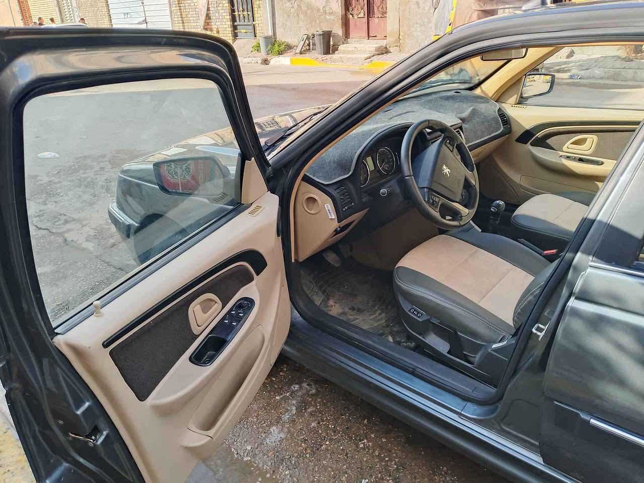 بيجو بابل خصوصي موديل   24 استلام   25  شهر السابع ماشية   3300  منظومة غاز جديده مدوشمه أرضية وكشنات بيه كلج. ذكي السعر   95 تلفون ***********
