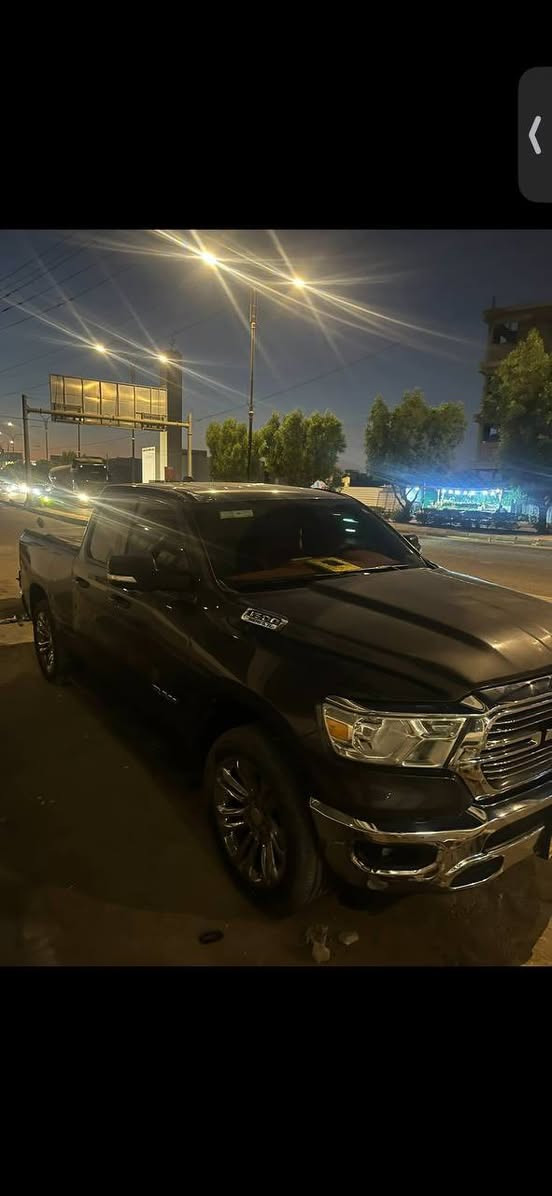 للبيع دوج رام 2022 ✅

سعرها ادخل ع رابط https://t.me/carssofiraq/15300

مواصفات بيك باب قصير بودي طويل هورن شاشة بلادية ابل كار اندرويد اوتو   بصمة  + تشغيل عن بعد صندوق يفتح عن بعد. تبريد قطعتين  دوسات البنزين والبريك كهربائية ((جكات))  
محرك هيمي  
ماشية 95 الف كيلو  
حادثها باب وجاملغ 
رقمها اربيل باسمي
تلفون ***********
.
.
🚗اعرض سيارتك ع اقوى قناة تلكرام للبيع و شراء سيارات ادخل ع رابط 
👇👇
https://t.me/carssofiraq
