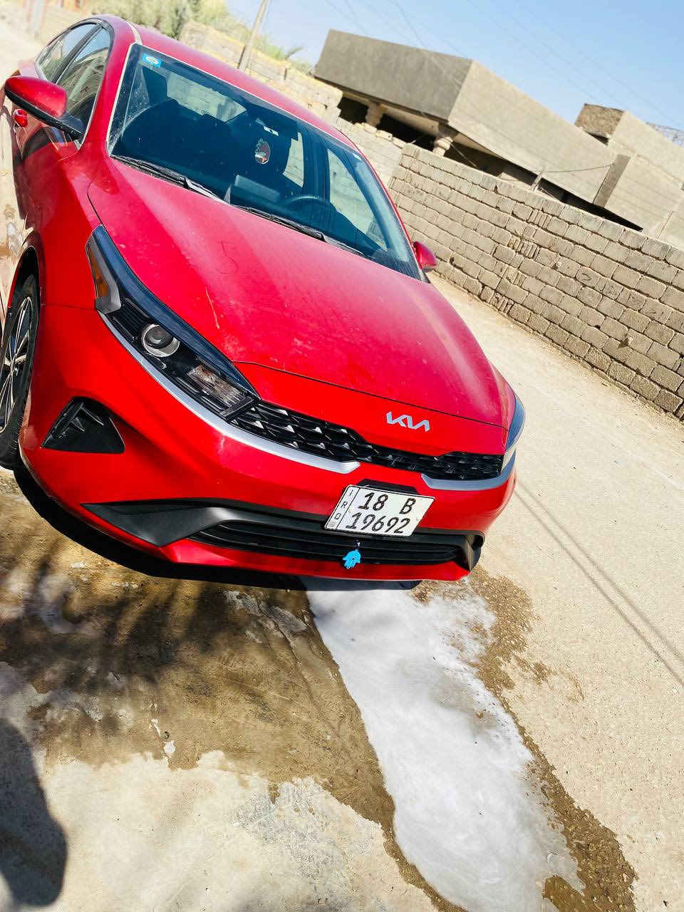 سلام عليكم 
فورتي ٢٣ ووارد أمريكي ماشيه ٤٥الف سياره فقط قبق مبدل فقط حته دعاميات كفاله من كلشي وبارد صغير بيه شبر مابين 

رقم بابل هزه وسنويه جدد مغلفه بجمه ppf جاهزه من كلشي مابيه نقص برغي حته تايرات شركه لسه بيه مغلفه ارضيه جلد وسفريات وبوب ايضاً معروضه. ٦٤.  ***********
