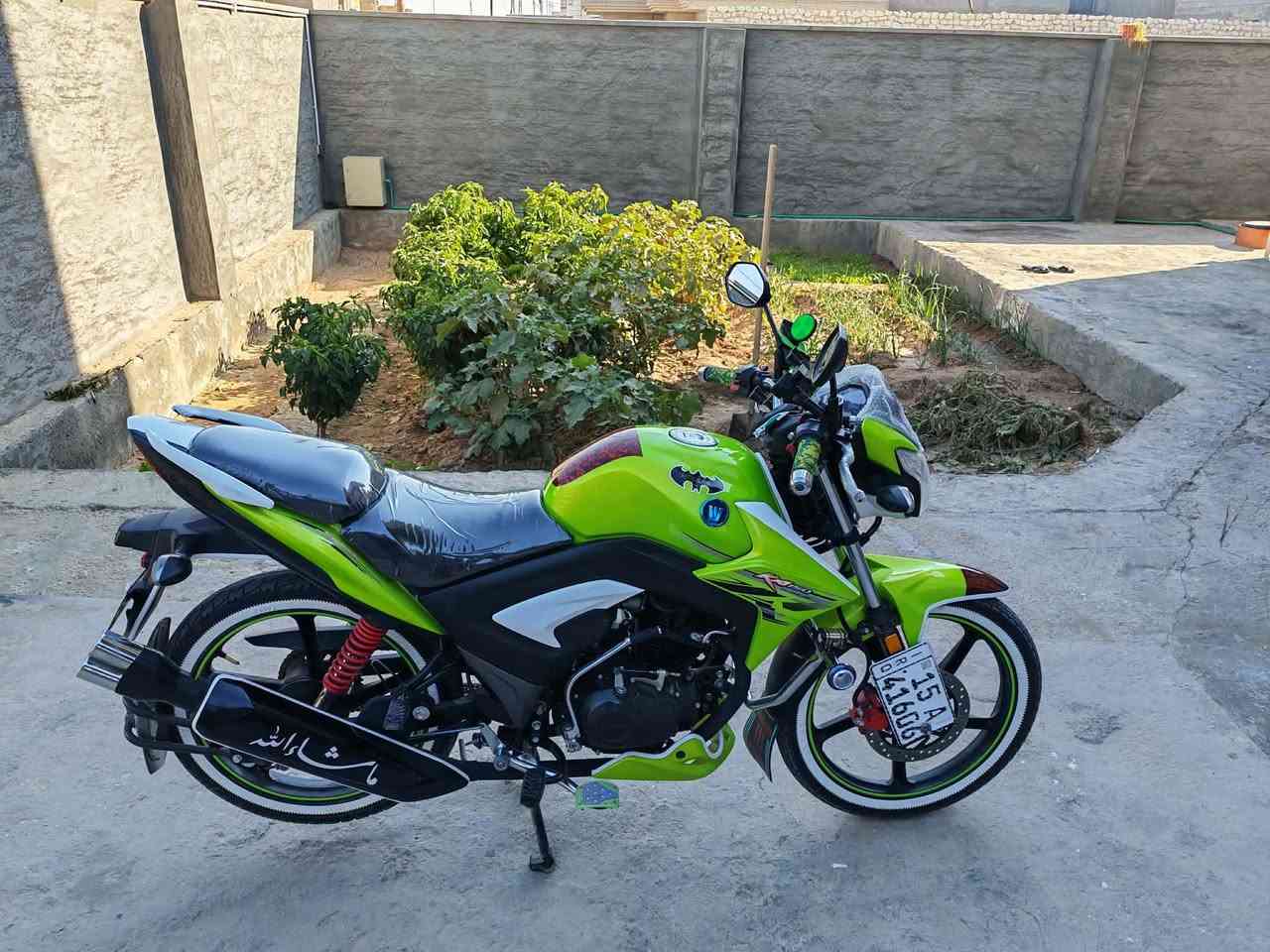 سلام عليكم للبيع دراجه هوجي بطح الدراجه بعده عل وضع الشركه ومرقمه ومجنبزه موديل 2023  مكان الدراجه حديثه رقم صاحب الدراجه ***********
