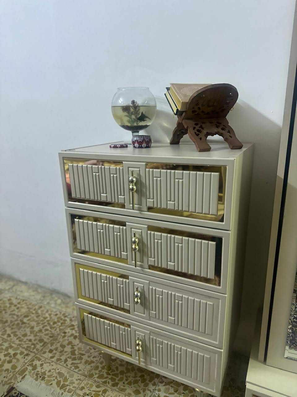 غرفة موديل كاترا جديد 10قطع 
السعر مليونين و250

بغداد الحرية دولعي


**إذا كنت صاحب هذا الإعلان وتريد حذفه لأي سبب، رجاءا أرسل رسالة إلى الدعم الفني**