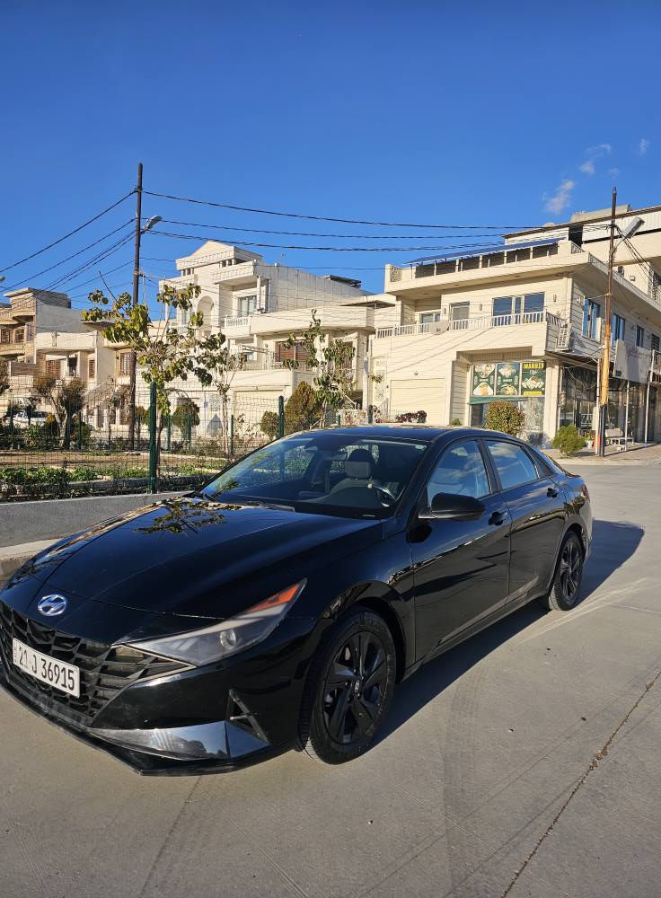 بسم الله الرحمن الرحیم 

هۆندا ئیلێنترا مۆدێل 2021 فول مواسەفات.  مەکینە گەورە 2.0 مەرغوب . شکڵ نوێ. 
68 مایل رۆشتوە. 

بەسمە-سڵاید-کامل رادار و حاسە -کوشن هیتەرو سوکان هیتەر- سێ مۆدی لێخورین- خەتی جادە- ئۆتۆ ستۆپ- تەحدید سورعە-سوکان ڤۆلیۆم- شاشە گەورە . 

سەنەوی تا 2028 نوێیە
گێرو مەکینە بەشەرت نەکراوەتەوە. 

سەیارەکە تەنها بۆنیدی بۆیاخە لەگەڵ یەک پەڵەی بچوک هیلالی چەمەلەغی دواوەی سەکن .  

سعری 136 گەڵاو مەجالێکی کەم

شوێن سلێمانی 
***********
*********** السليمانية, العراق
