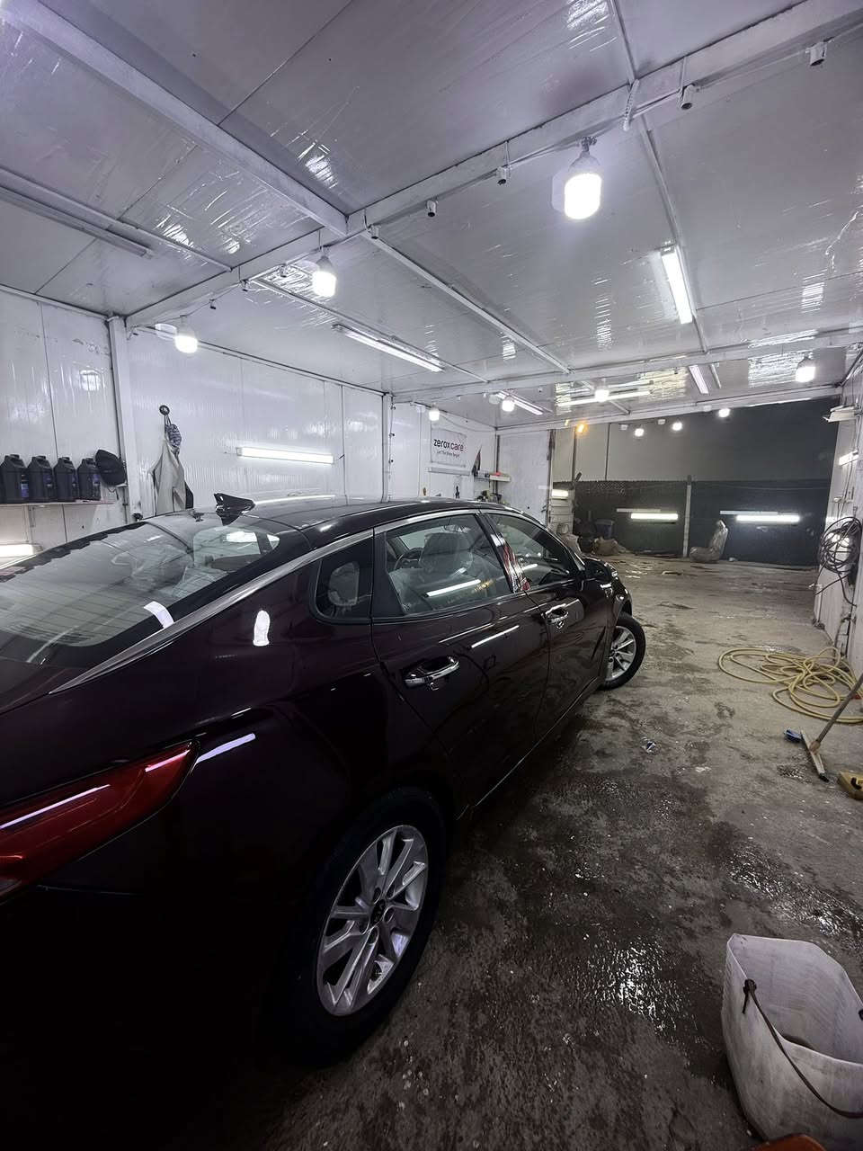 السلام عليكم 
كيا اوبتيما
موديل
2016
مواصفات FE
محرك 2400 GDI
السياره جديده
وجاهزه من كير
محرك وصدر
وكشر
وبدون دواخل
السياره وصبغت للجماليه
لون أحمر گرزي
وبأسمي السياره
للاستفسار
***********
