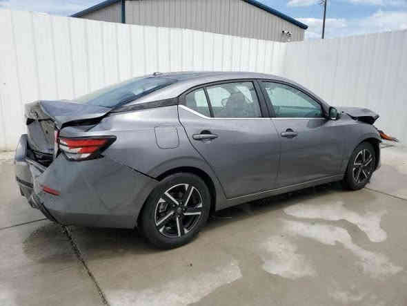 السلام عليكم
نيسان سينترا sv
موديل ٢٠٢٤ 
وارد امريكي بدون ايرباك 
حادثها جاملغ امامي عكس السائق وربع البنيد 
وبالخلف قبق صندوق 
ماشية ٣٩ الف
ويل حجم ٢٠ كشنات مخمل كامرا شاشه رادار
السياره رقم بغداد بأسمي موجوده بغداد السعر ١٥٥ للأتصال ***********
