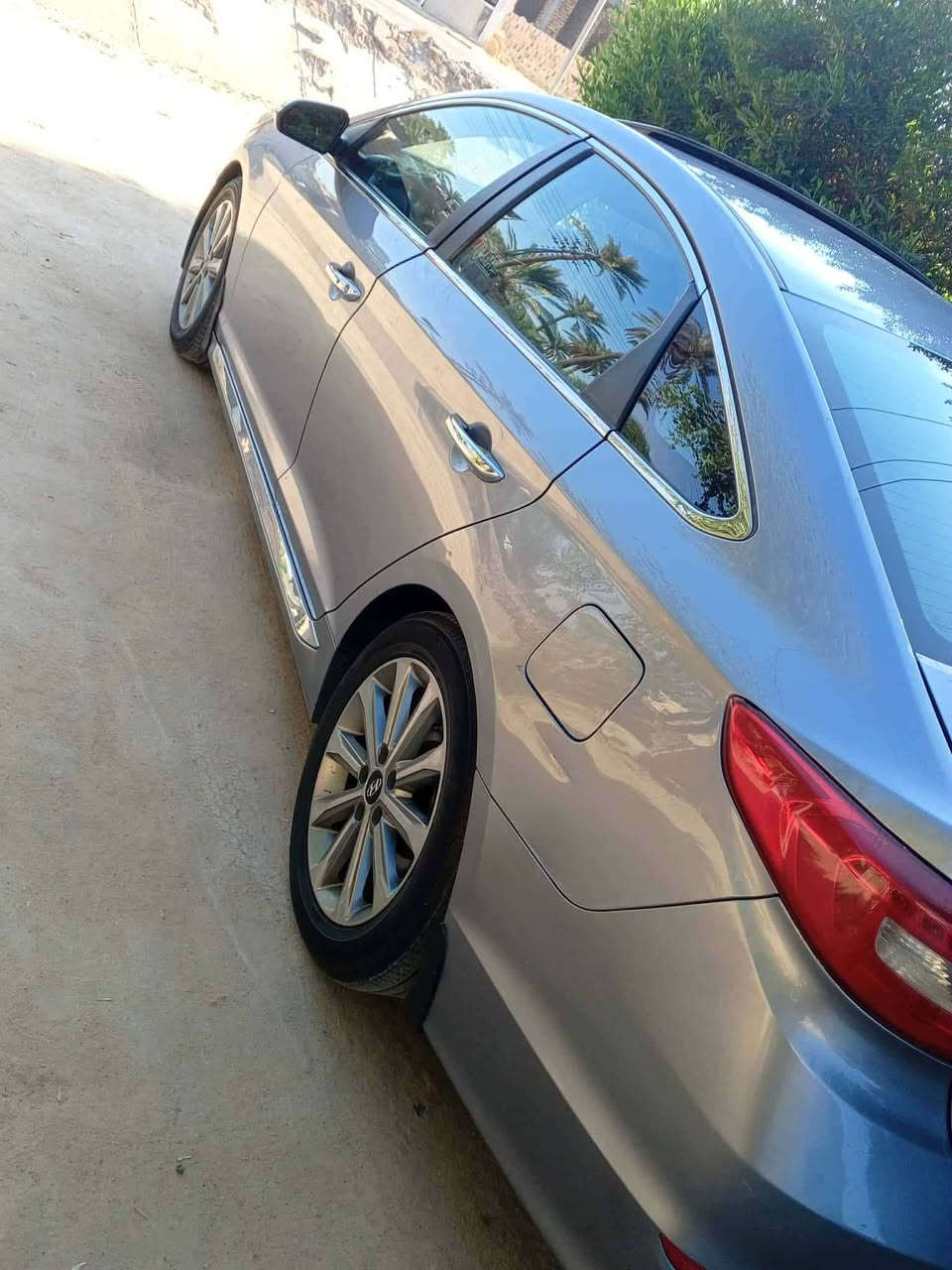 سلام عليكم سوناته موديل 17امريكي فول مواصفات بصمه فتحه اشاير بل مره سياره نضيفه مامتعوبه حداديه جديد تخم تاير جديد باتري جديد تبريد ثلاج رقم نجف تحويل ثاني يوم السعر 125اوبيه مجال للطيبين للاستفسار الاتصال على الرقم *********** مكان السياره كربلاء
