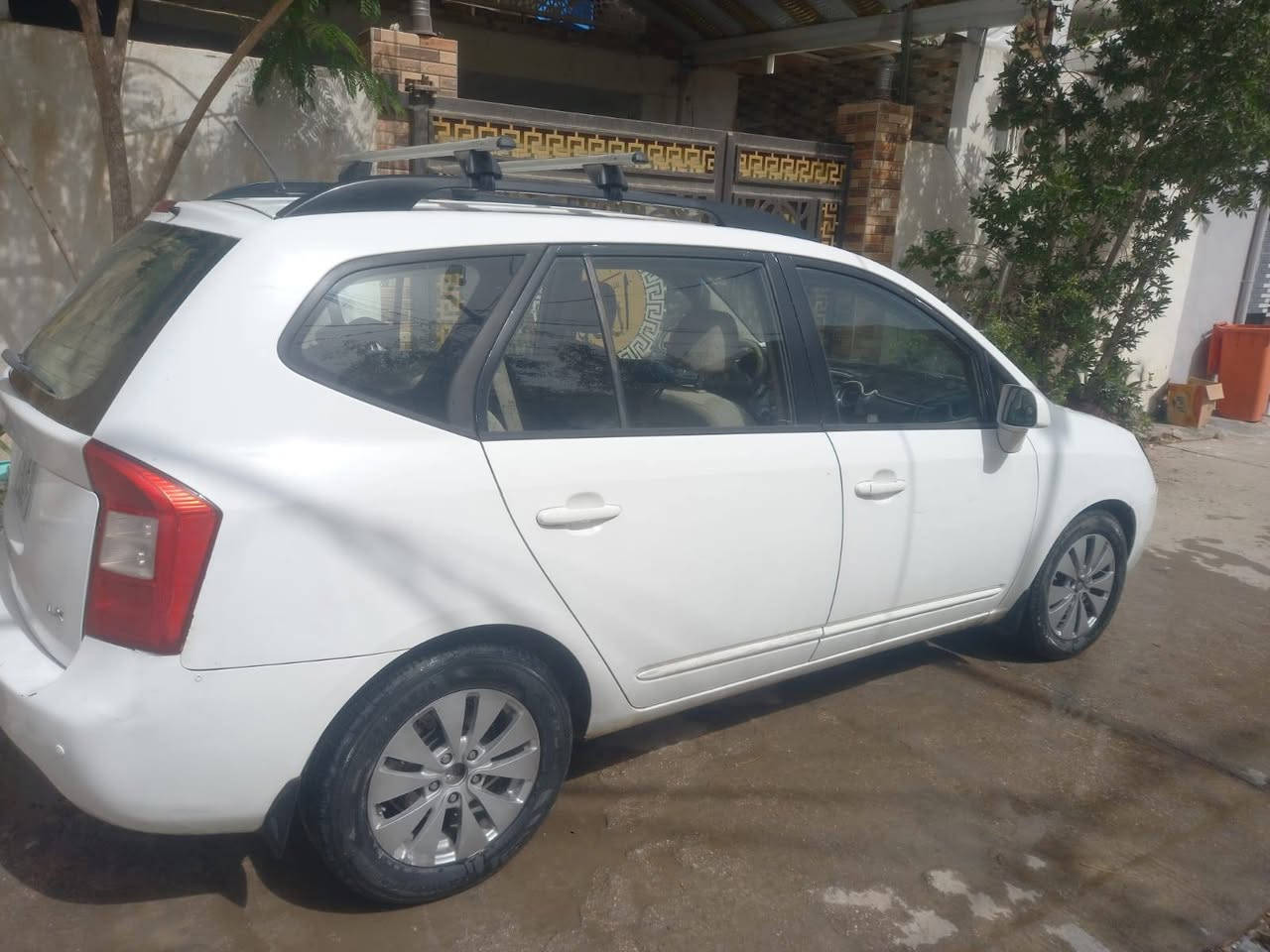 كيه راندو 2009وارد امريكي ضررها بنيد وجاملغ بارد
صور سونار موجود 
محرك 4سلندر 2400دوش 
العنوان بابل المسيب 
سعر 105وبيهة مجال 
للاستفسار ***********
