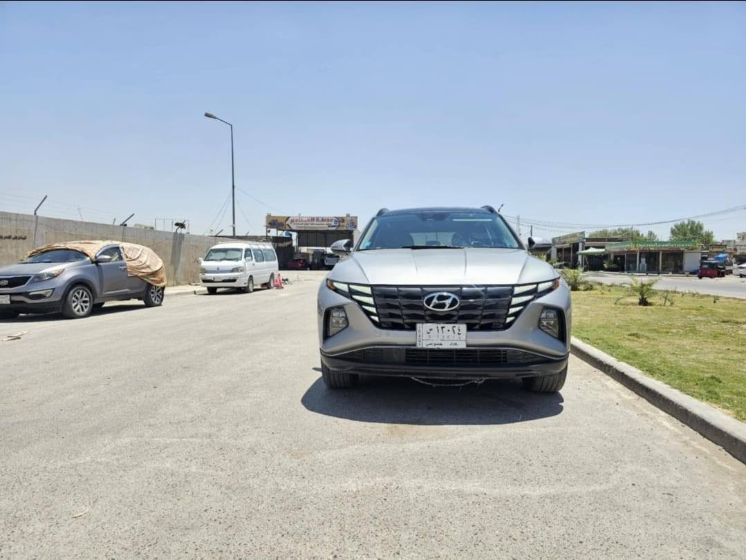 توسان هايبرد - موديل 2022
 ‏كير دكم
تشغيل ذكي ( بصمة ) ,تشغيل عن بعد
كامرات دوارة 
كامرة رادار مراقبة 
تحكم ستيرين كامل 
 فتحة سقف ( بانوراما ) كاملة
هاند بريك كهرباء
 شاشة كبيرة ( GPS )
 رادارات 360
حساسات
كراسي كهرباء 
 تدفئة المقاعد الامامية
صندوق كهرباء
 هاند بريك كهرباء 
 مانع انزلاق 
 اوتو هولد ( AUTO HOLD )
 مساعد نزول المنحدرات 
 سستم صوت boss
 ‏انظمه قيادة متعدده
 ‏نظام قيادة ذاتي
 ‏منافذ USB بغداد, العراق


**إذا كنت صاحب هذا الإعلان وتريد حذفه لأي سبب، رجاءا أرسل رسالة إلى الدعم الفني**