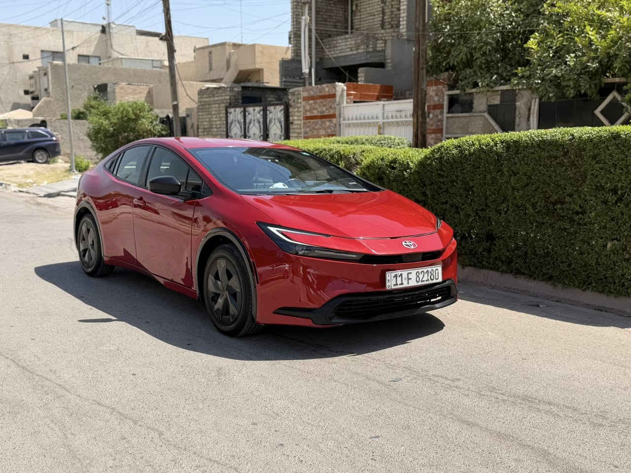 بريوس 2023
ماشية 60

موصفات عادي 

بيها جاملغ وبنيد 

ومن امريكا جاملغ وباب كلير 
بدون لا شاصي ولا دواخل 

بغداد العامرية

***********

السعر 148
