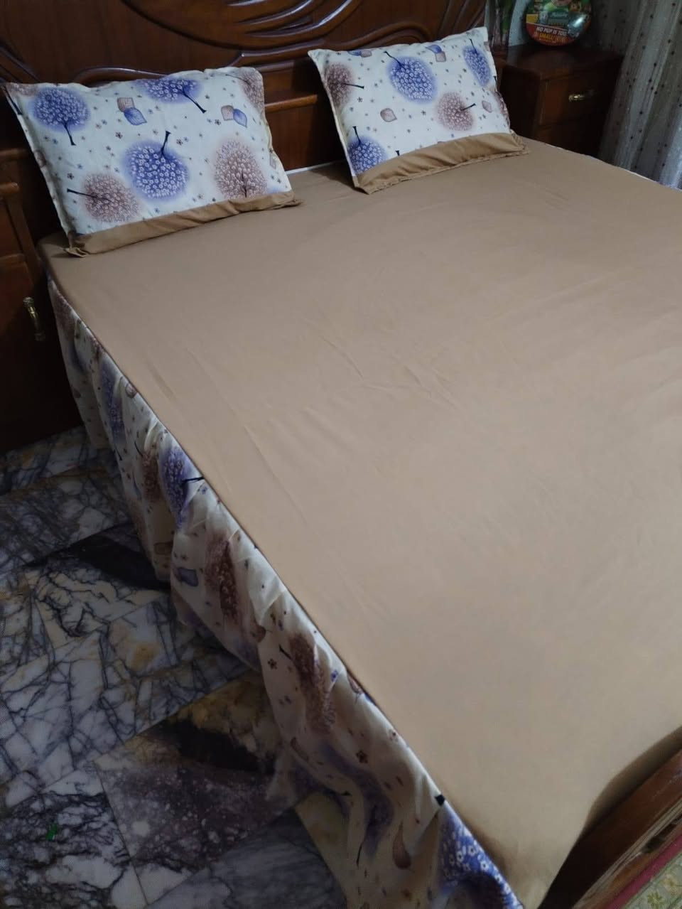 شغلنا مو بس خياطة… لمسة ترتيب وذوق يدخل للبيت بهدوء 🤍
نفصّل مفروشات حسب المقاس وبأقمشة مختارة بعناية، حتى تبقى جميلة وتخدمچ سنين.
سعر النفرين 15 الف مع التوصيل
سعر النفر 7الف


**إذا كنت صاحب هذا الإعلان وتريد حذفه لأي سبب، رجاءا أرسل رسالة إلى الدعم الفني**