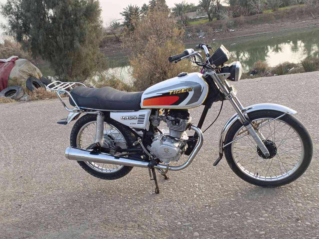 السلام عليكم دراجة تايكر موديل 21اوراق كامله 650وبيها مجال ***********مكان المجر
