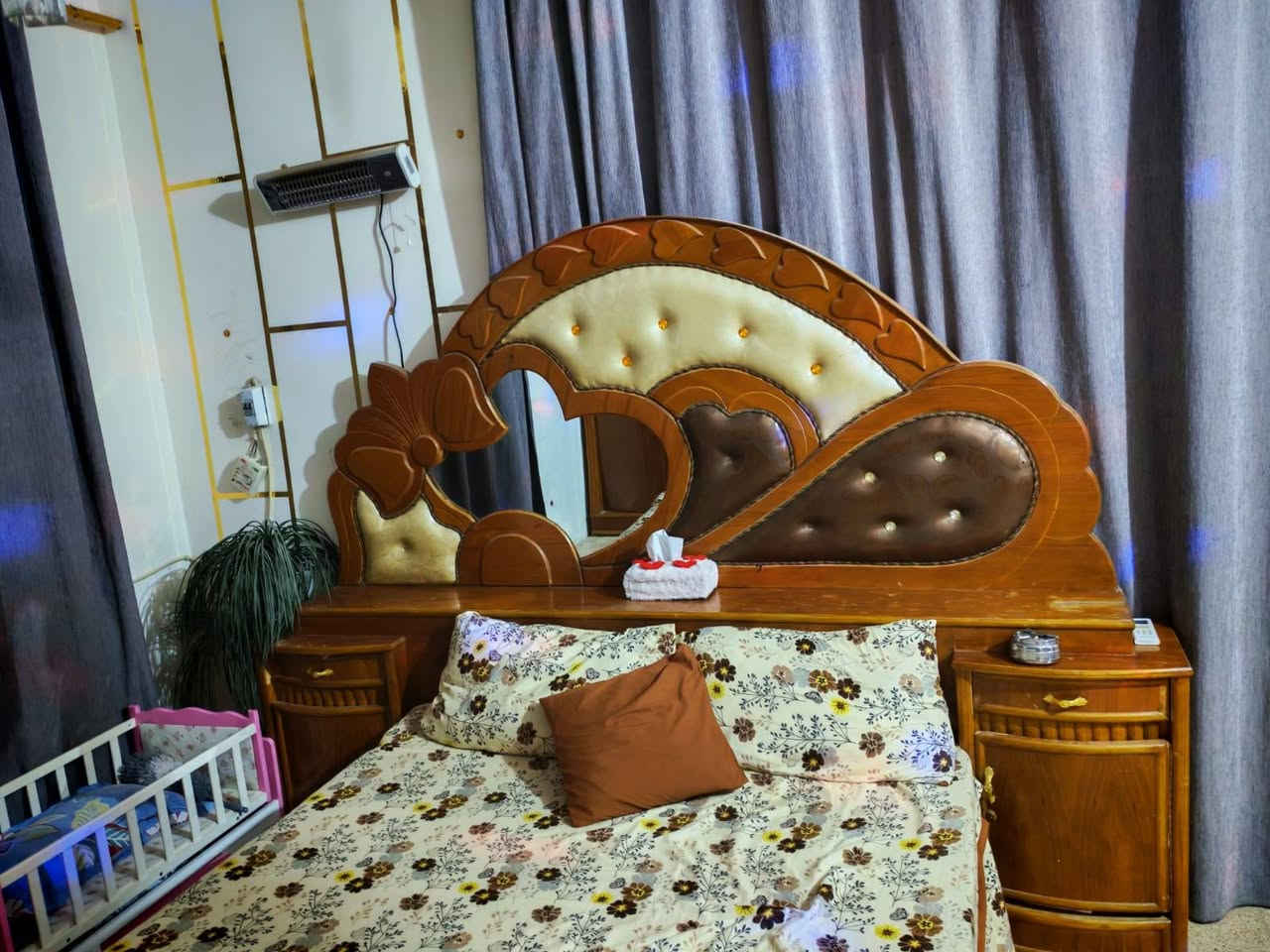 غرفه نوم عراقي مثل ما موجود بل صوره سعرها 350  عنواني كربلاء باب طويريج ***********
