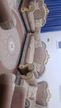 ١٠مقاعد • نضيف جدا • قابل تفاوض