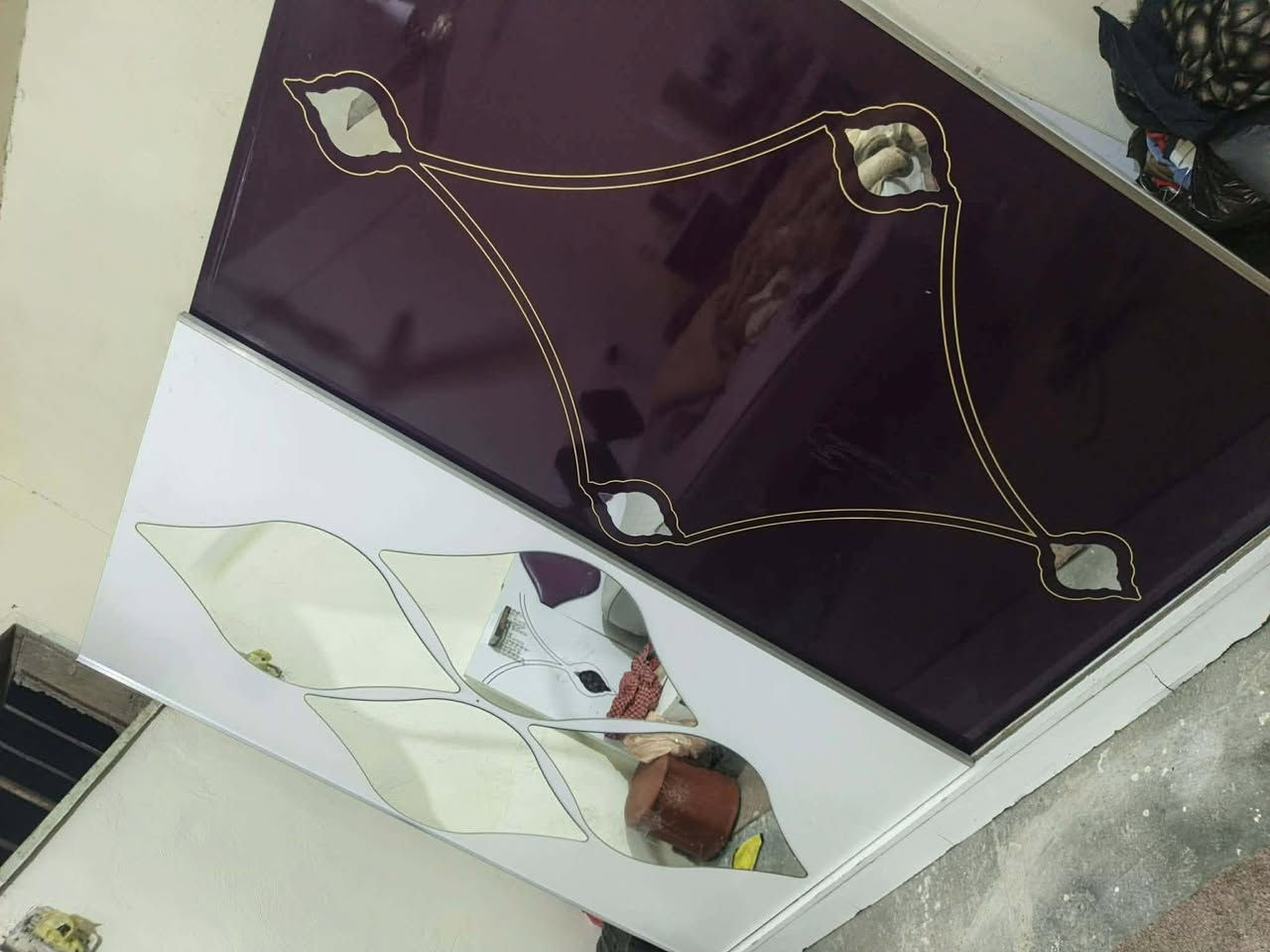 غرفه للبيع بيه ضرر بسيط كنتور  بس بدون تخت  سعر 200 وبيه مجال عنوان صلاح الدين يم كهوة محسونه


**إذا كنت صاحب هذا الإعلان وتريد حذفه لأي سبب، رجاءا أرسل رسالة إلى الدعم الفني**