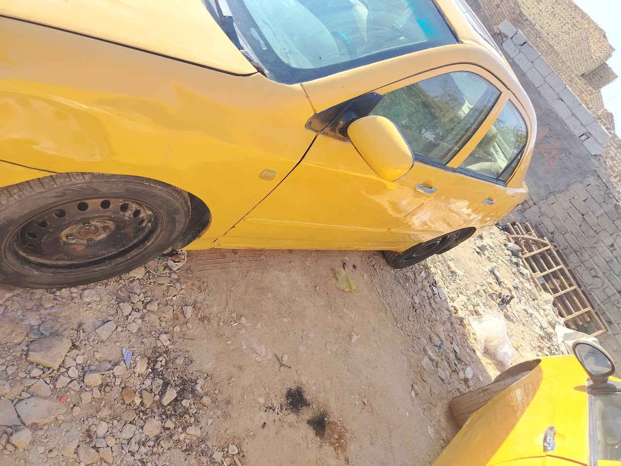 سلام عليكم  بي. وادي. الف. ثري  كير عادي. مكينة بية. بدايت دخان   قليل  رقم جديد. مصفرة هية  وغرامات   بسمي. الكشر. ماَكفول    ابيع هيج. واقع. حال.   ٢٥. وبية مجال قليل  ***********
