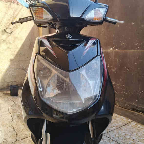 السلام عليكم سكنس ياباني اصلي رمبه وكالة مكفولة وكاله عامه ماشيه 11ألف حقيقي ستان حساس كهرباء قبق بانزين نفخ صالنصه براد قطعتين كفرات اصلية ام شرايط لون اسود مميز صدفي مكفولة من فطر والكسر والشخط تايرات اصلي ياباني هذا رقمي ***********
