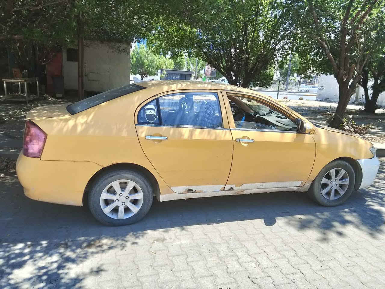 للبيع ابسعر مناسب 19 وبيها مجال كير مكينه خير من الله تحويل مباشر امصفره هيه وغرمات ***********
