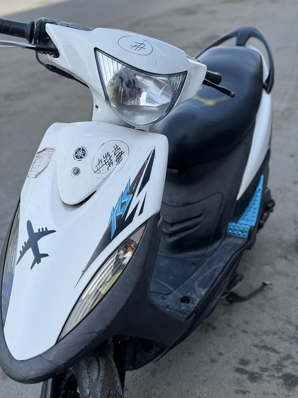 دراجة ماكس عدلة للبيع
الدراجة مكفولة كفالة من التاير للتاير 
مابيهة اي نقص الدراجة مال رمبة 
كلهة شغالة سلف هندر كهربائيات 
الدراجة كلهة علة وضع البلاد 
السعر 850 وبيهة مجال 
العنوان بغداد المشتل
رقم :***********
