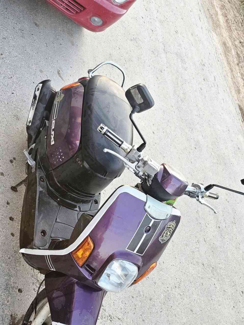 يالله سلام عليكم شباب دراجه بوليسي ختم واحد من طول للطول ومكينته شرط بصفه متسمع صوته كلش نضيفه وحلوه رايده ٥٢٥ وبي مجال م***********كاني تقاطع القدس ورقمي
