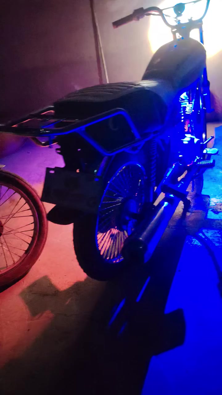 سلام عليكم ماطور تايكر وزن ثقيل جديد وضع شركه كلشي مبدل بي السعر 400 وبي مجال مكاني القياره العوسجه ***********
