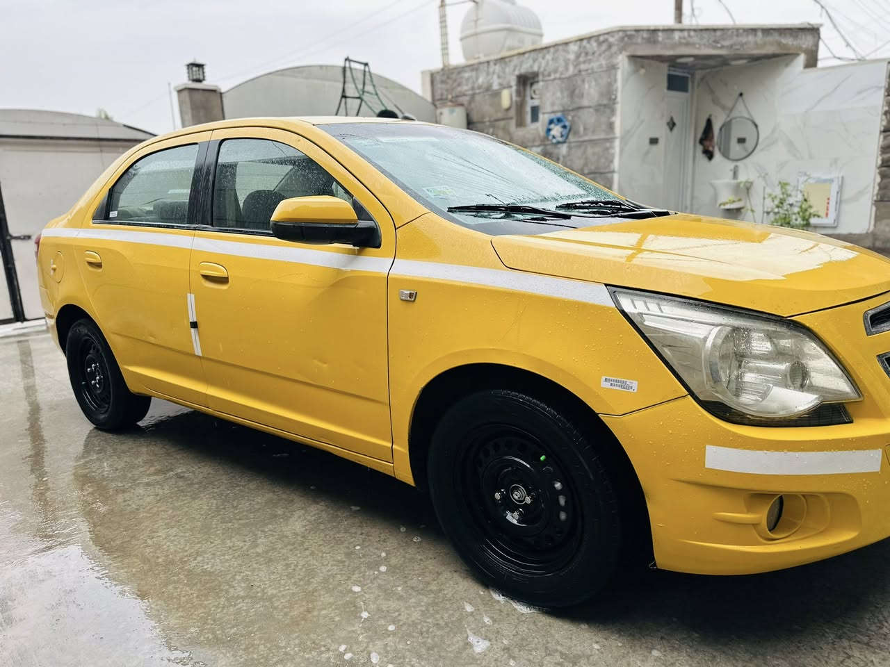 السلام عليكم
وينة اليدور رخيص وجديد
شوفرليت كوبلت 2016 
رقم بغداد نكليزي 
تحويل ثاني يوم 
مصفرة كلشي 
كير ومكينة كفالة عامة 
صدر ميكانيك جديد
تخم تاير 
السعر 68وبيها مجال  
سيارة خير من الله بل عافية عل ياخذها 
مكاني بغداد البلديات

‭0772 281 6394‬
