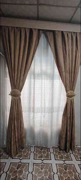 شجره قفله ٢٠ طوله اكثر من مترين والرحله والدب انينهم ب٢٥ بردات زوجين اربع قطع كل قطعه عرض ٣ امتار القماش من النوع الثقيل جدد والله العظيم ب٤٠ الف والبردات الجوزي ابو التول ب١٥ 
***********
